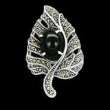 Elegant Leaf-Shaped Brooch - Silvenca