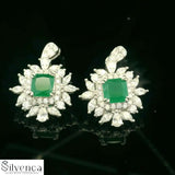 Elegant Emerald and Diamond Pendant - Silvenca