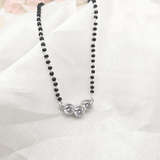 Elegant Three-Stone Necklace - Silvenca