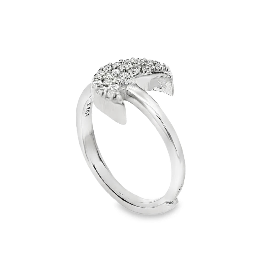 Elegant Silver Ring with Sparkling Details - Silvenca