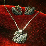 Elegant Black Swan Jewelry Set - Silvenca
