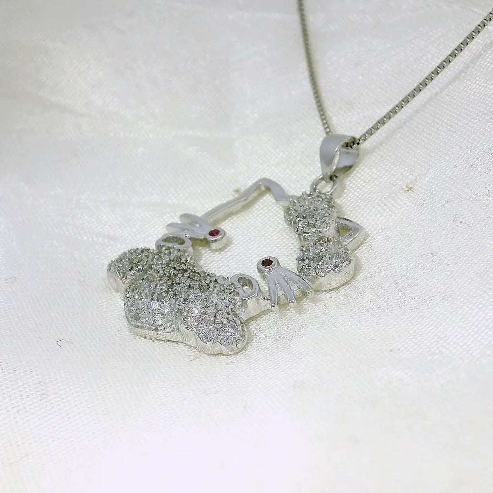 Charming Hello Kitty Pendant - Silvenca