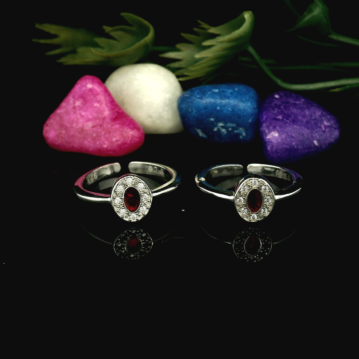 Vibrant gemstones silver toe rings - Silvenca