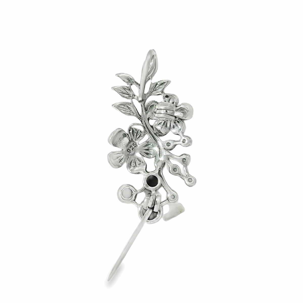 Elegant Floral Brooch Design - Silvenca