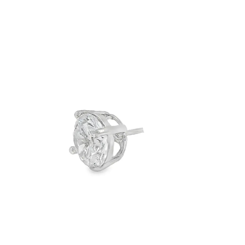 Elegant Diamond Stud Earrings - Silvenca