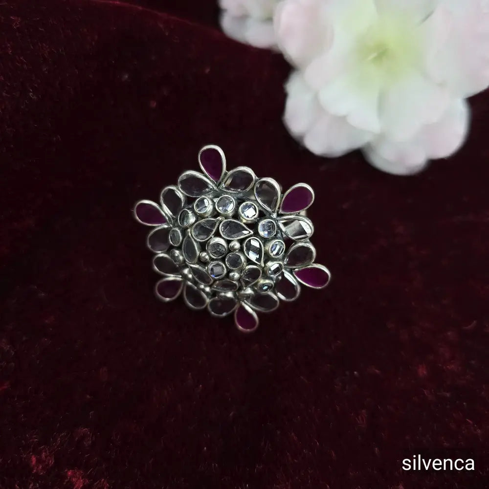 Elegant Floral 92.5 Pure Silver Light Weight Ring for Women - Silvenca
