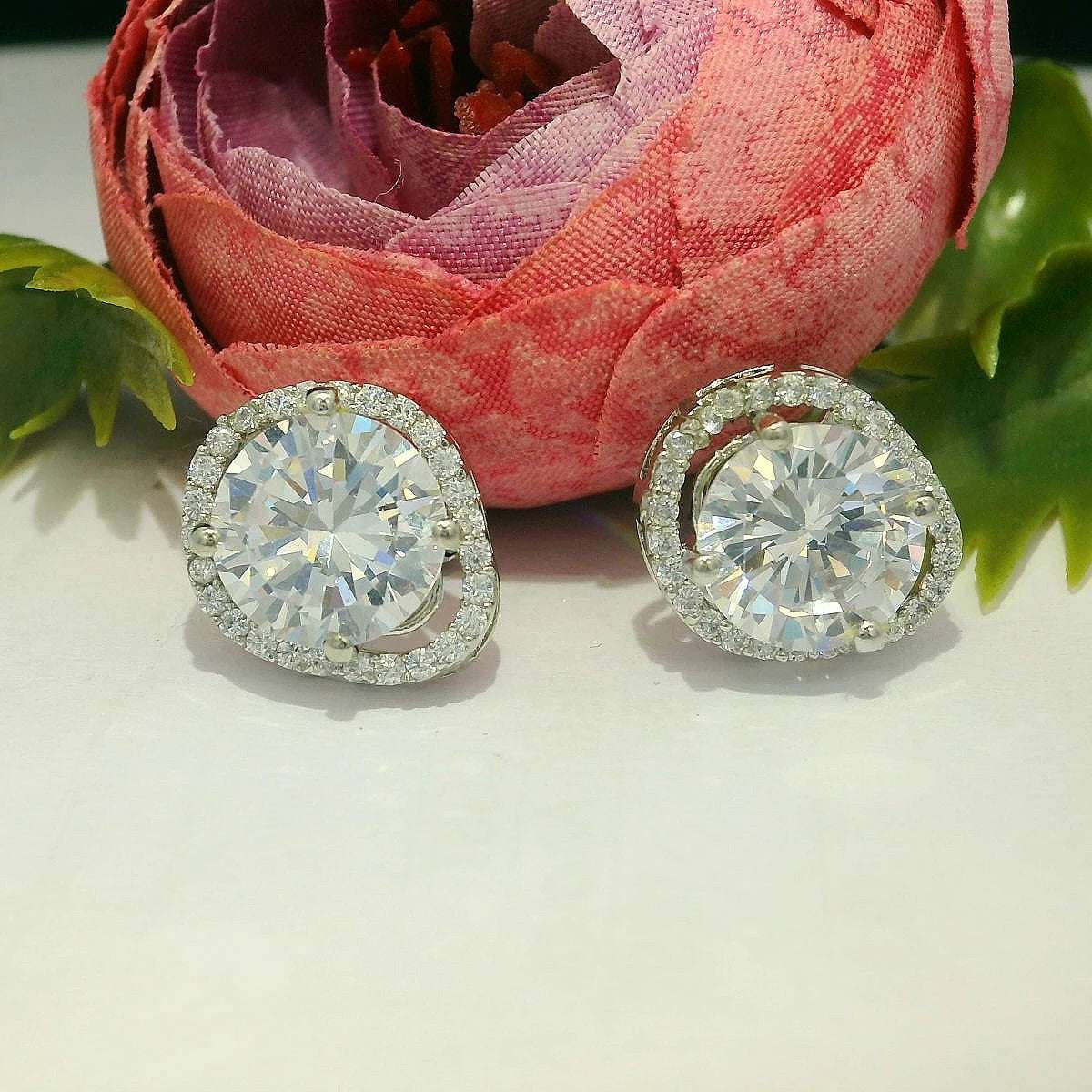 Elegant Diamond Stud Earrings - Silvenca
