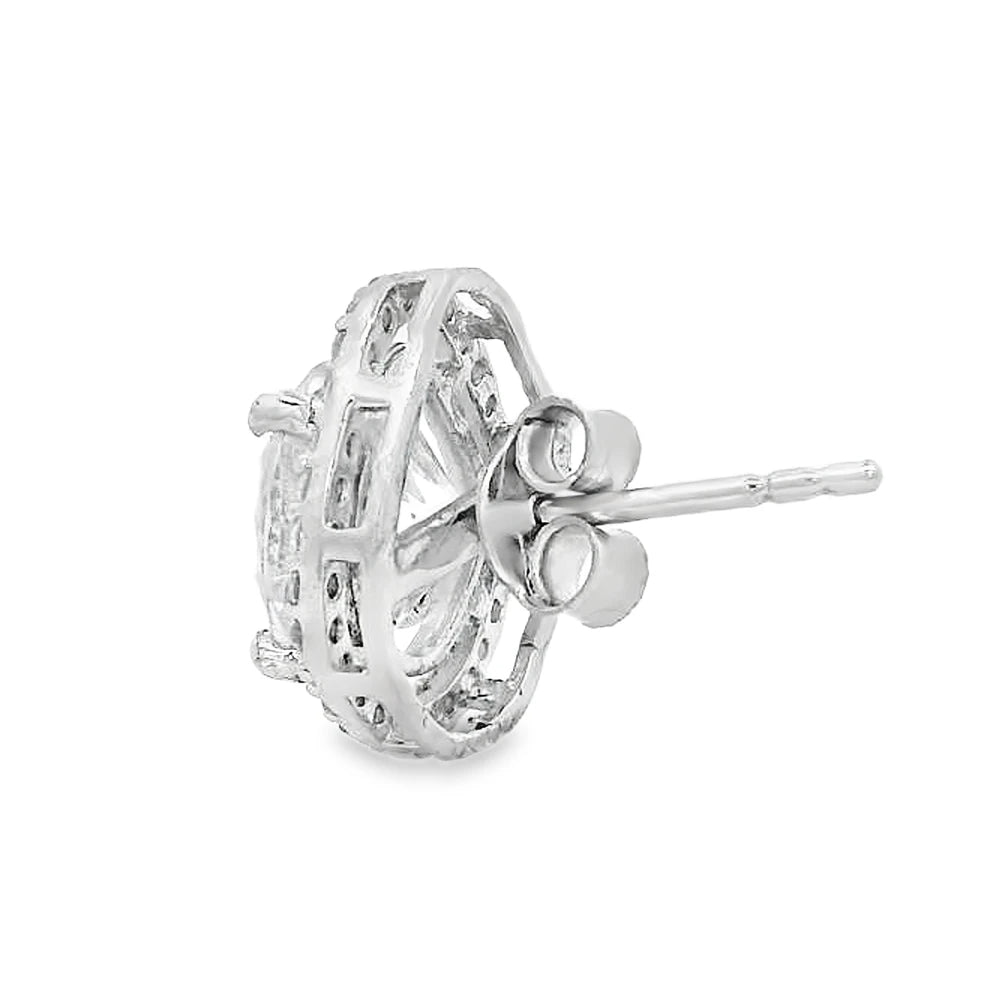 Elegant Diamond Stud Earrings - Silvenca