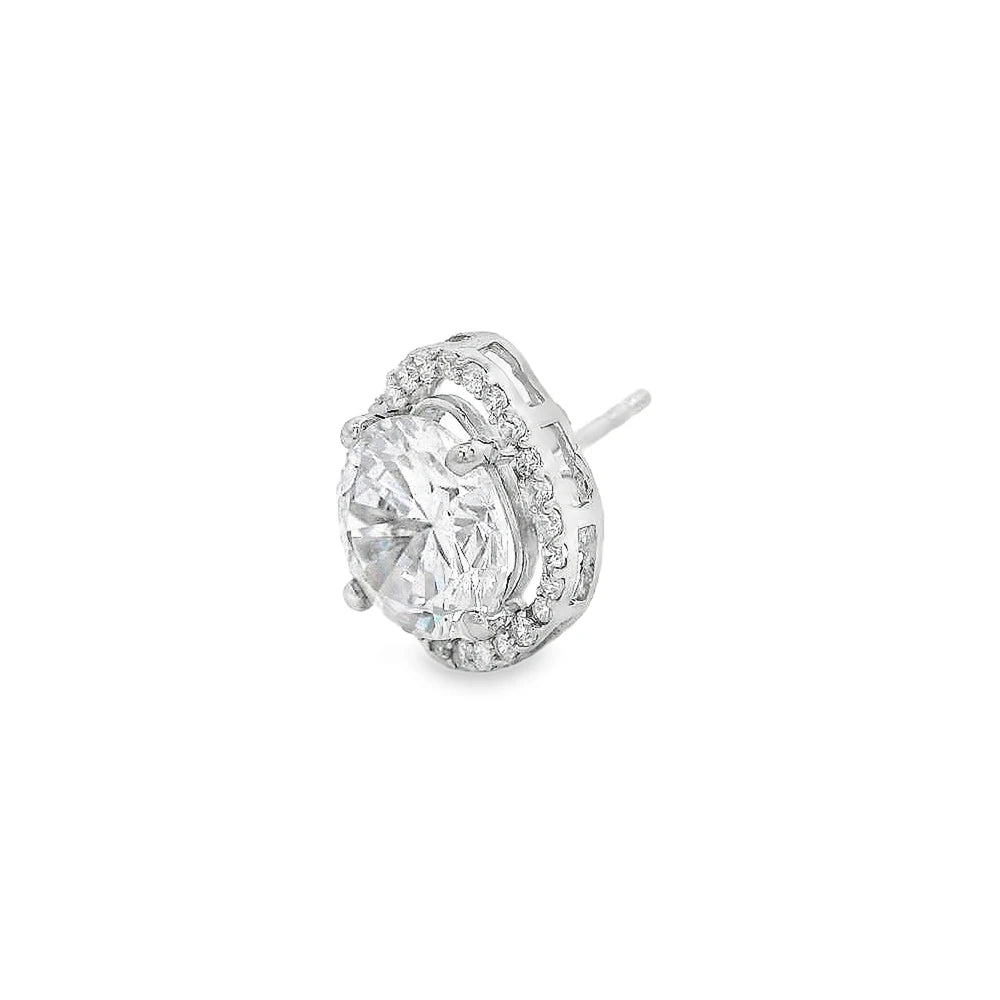 Elegant Diamond Stud Earrings - Silvenca