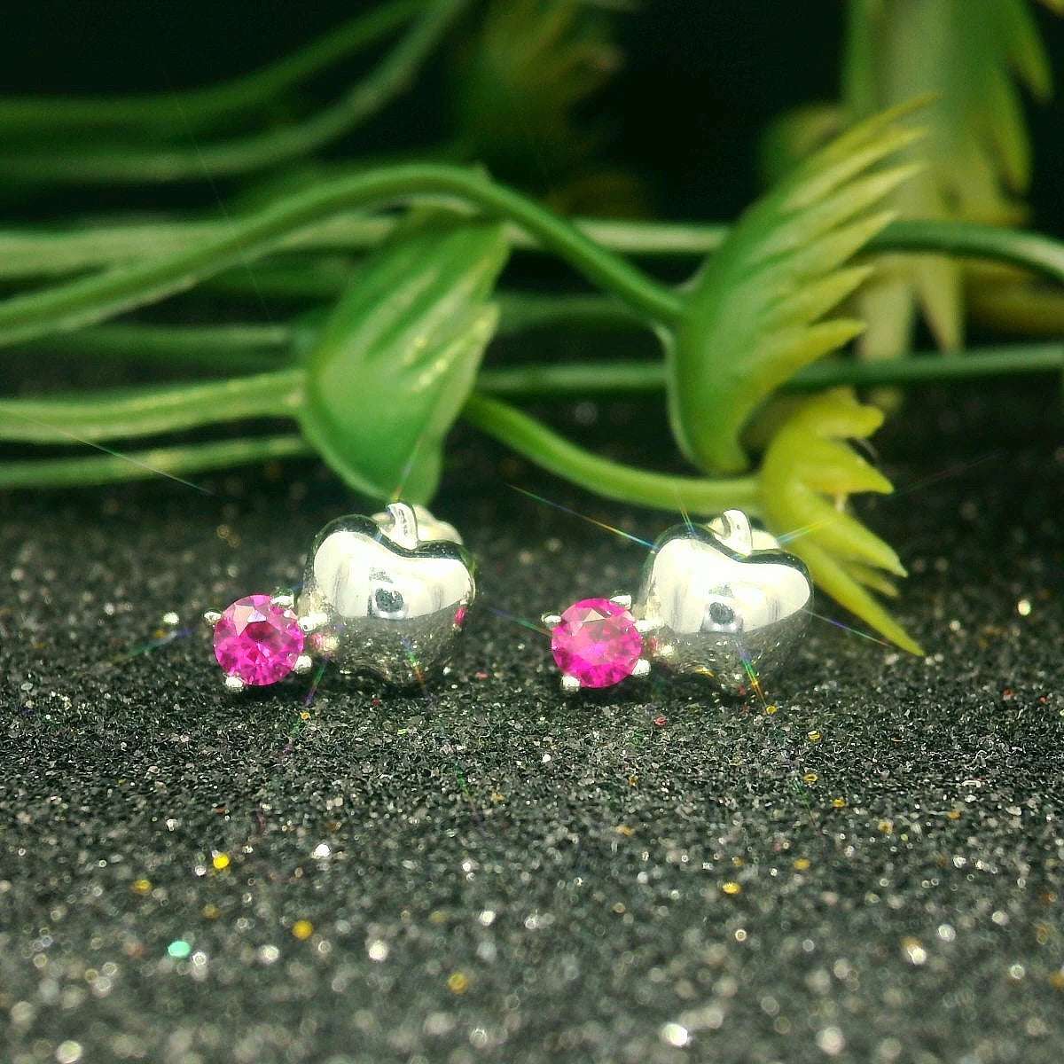 Elegant Silver Heart Earrings - Silvenca