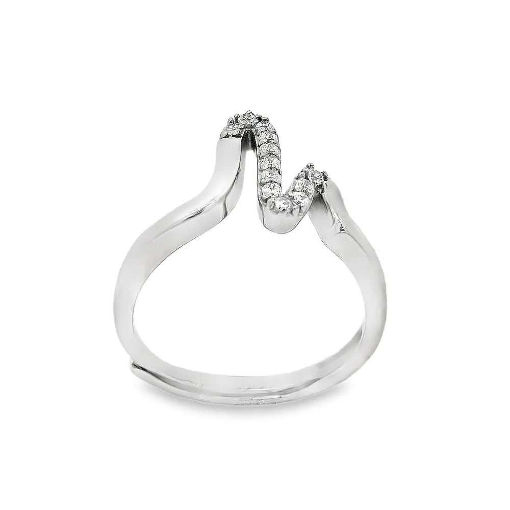 Elegant Silver Ring with Unique Design - Silvenca