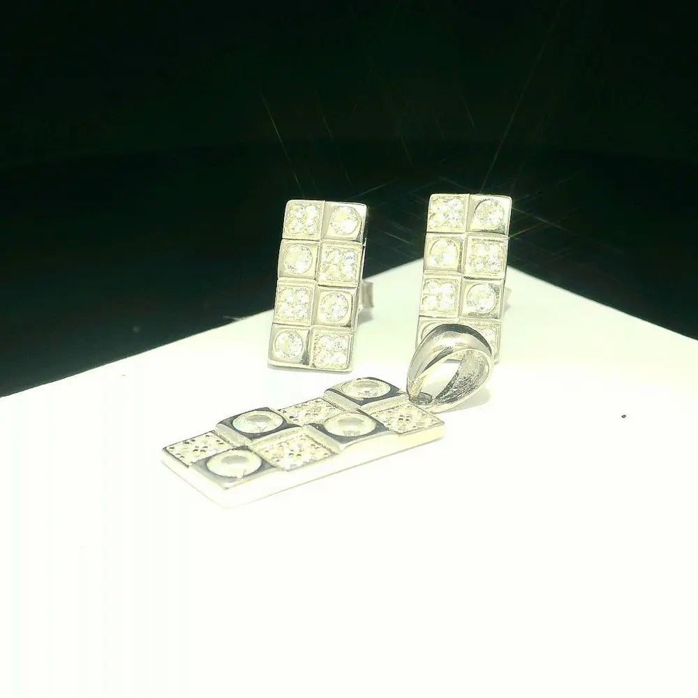 Elegant Silver Jewelry Set - Silvenca