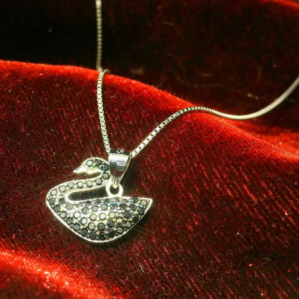Elegant Black Swan Pendant - Silvenca